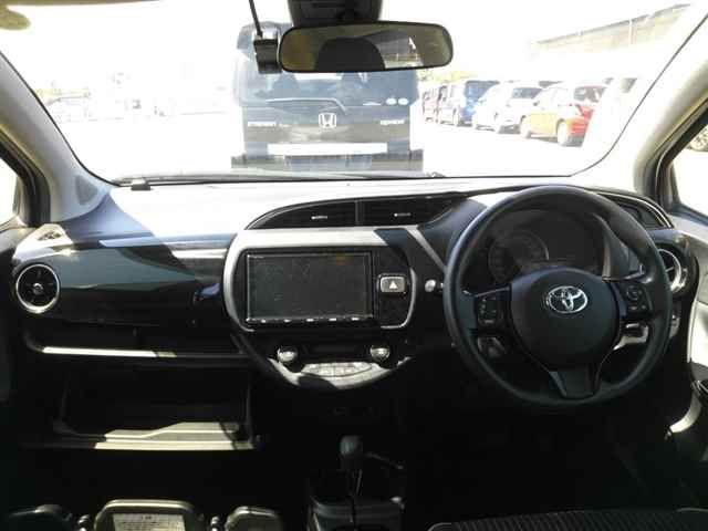 2017 Toyota Vitz Hybrid Jewela auction photo 8