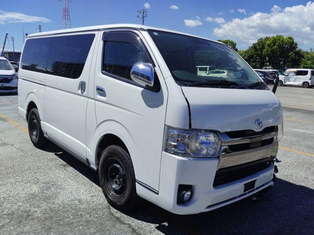 2018 Toyota Hiace L Super GL Dark 4WD Japan auction vehicle