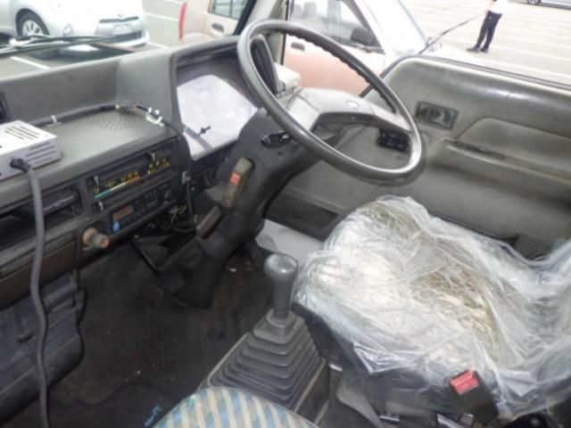 1992 Mitsubishi Fuso Canter クレーン付 auction photo 3