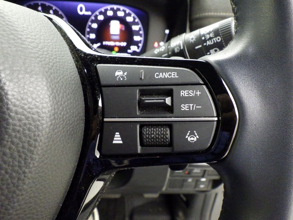 2023 Honda Stepwgn 4WD プレミアムライン auction photo 9
