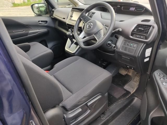 2017 Nissan Serena X auction photo 3