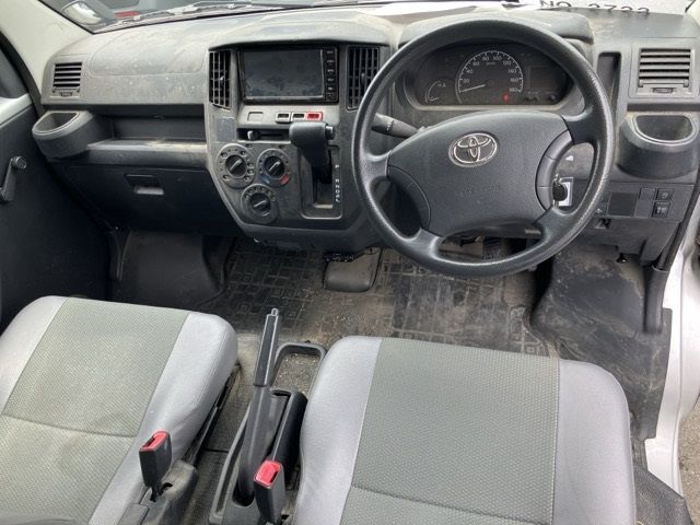 2021 Toyota TownAce DX auction photo 4
