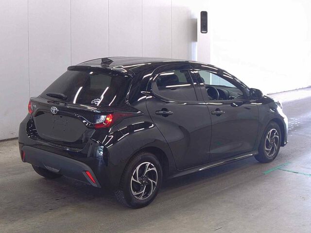 2025 Toyota Yaris X auction photo 5