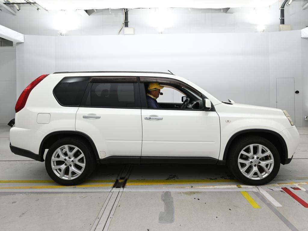 2011 Nissan X-Trail 20GT 4WD auction photo 3