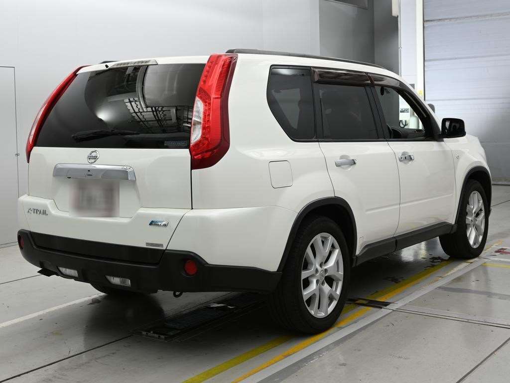 2011 Nissan X-Trail 20GT 4WD auction photo 2