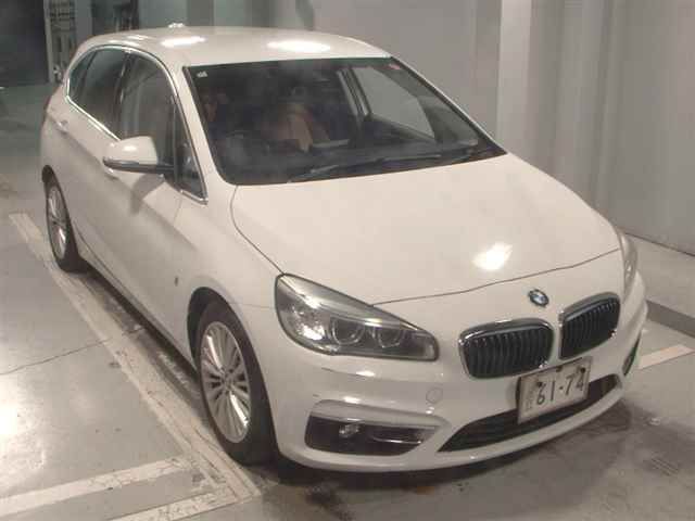 2016 BMW 2 Series 4WD 225xe iPerformance Active Japan auction vehicle