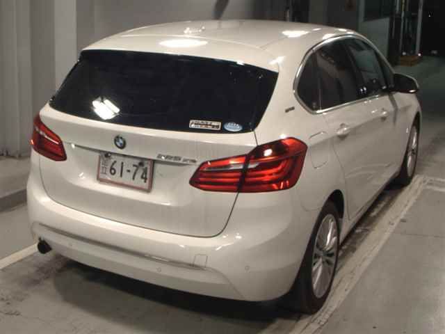 2016 BMW 2 Series 4WD 225xe iPerformance Active auction photo 5