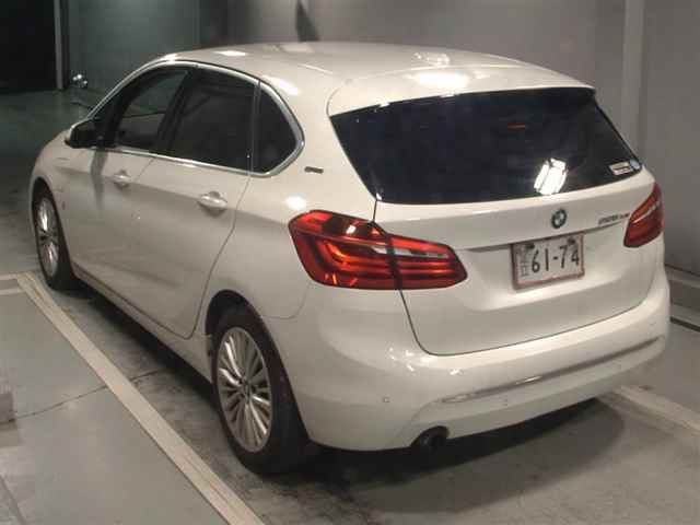 2016 BMW 2 Series 4WD 225xe iPerformance Active auction photo 2