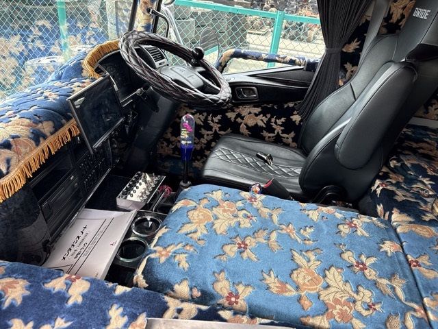 2017 Mitsubishi Fuso Fighter Flat crane auction photo 5