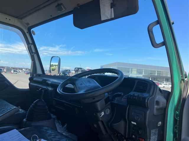 2005 Isuzu Elf auction photo 3