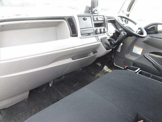 2020 Mitsubishi Fuso Canter Sekisaisha Kyokutou Furato auction photo 4