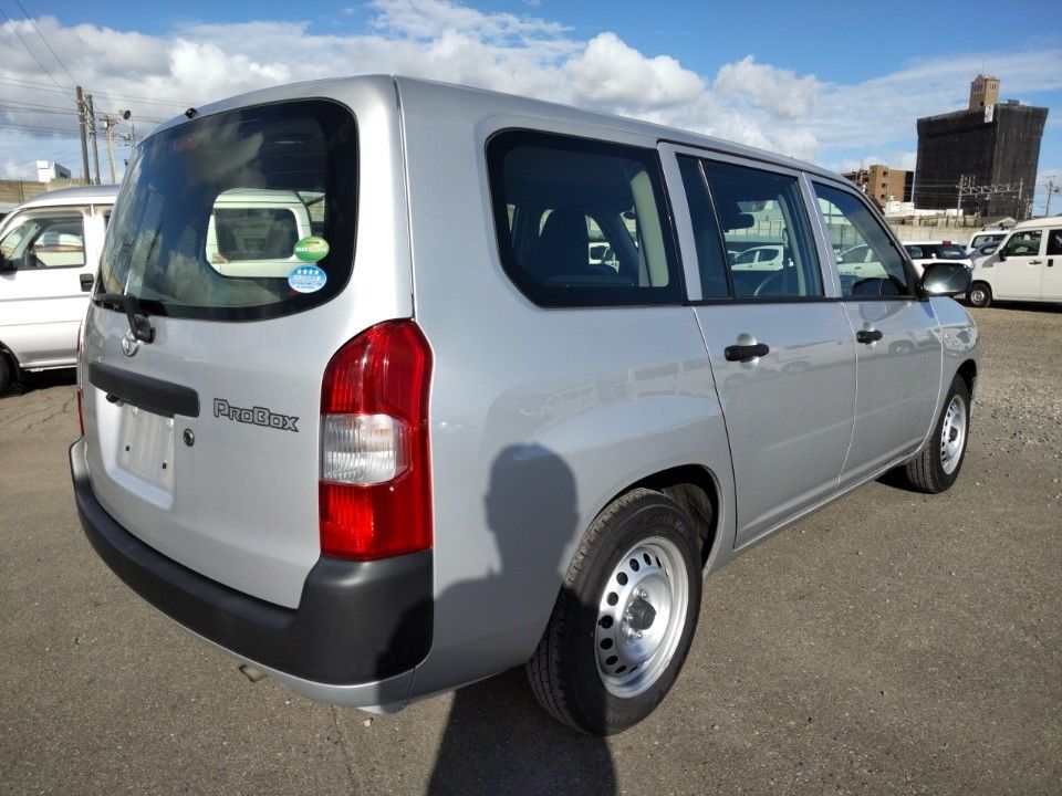 2019 Toyota Probox auction photo 2