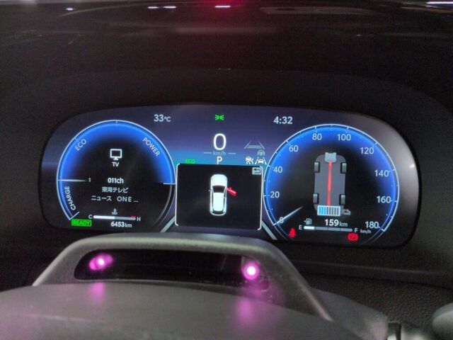 2025 Toyota Crown Sport Sports Z (HEV) 4WD auction photo 6