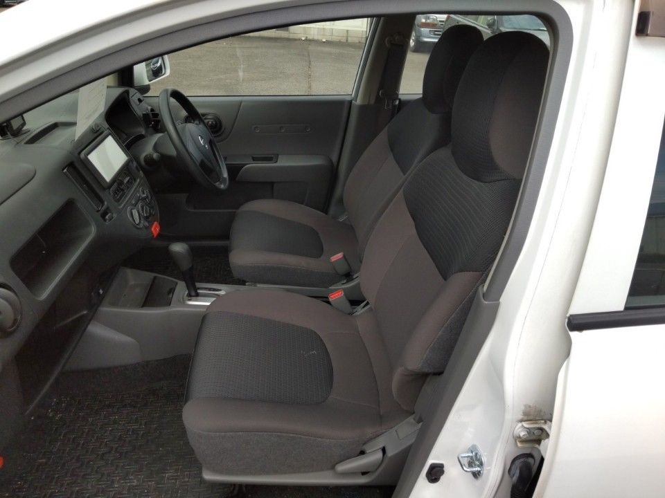 2015 Nissan AD auction photo 16