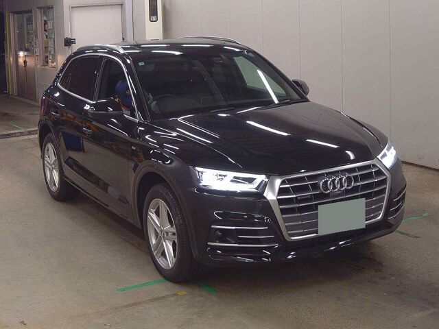 2021 Audi Q5 40TDI Quaspo S La 4WD Japan auction vehicle