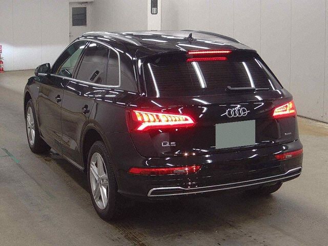 2021 Audi Q5 40TDI Quaspo S La 4WD auction photo 2