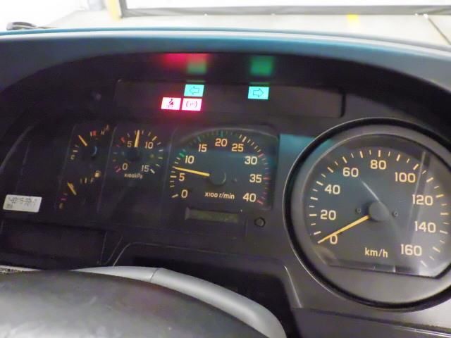 2005 Isuzu Forward ウィング auction photo 7
