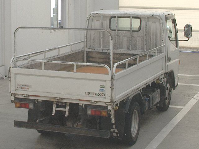2019 Mitsubishi Fuso Canter Flatbed auction photo 2