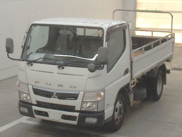 Japan Auction Vehicles 10 2019 Mitsubishi Fuso Canter Flatbed auction photo