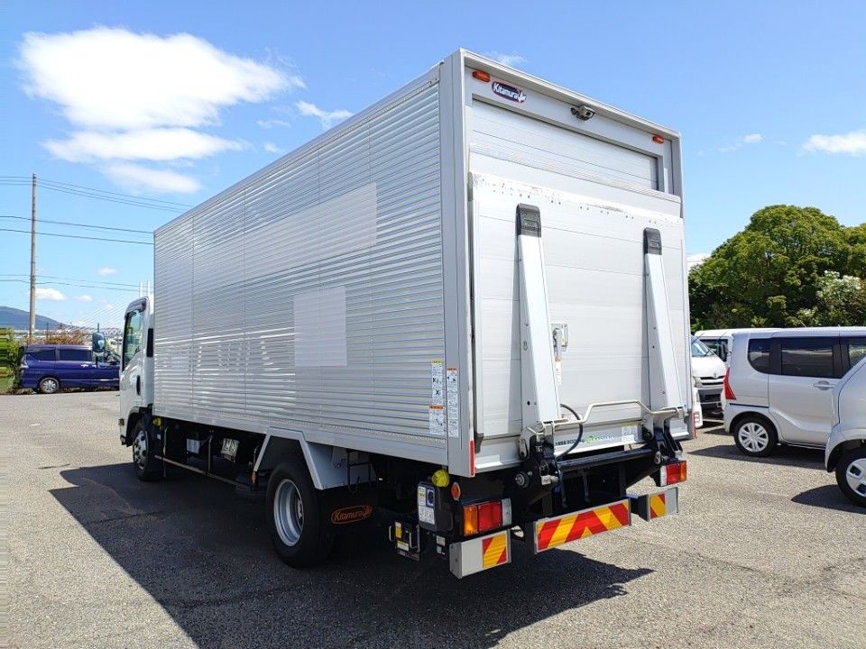 2021 Isuzu Elf auction photo 6