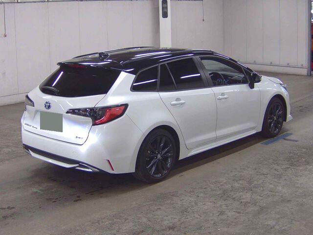 2025 Toyota Corolla Touring ハイブリッドWXB 4WD auction photo 5