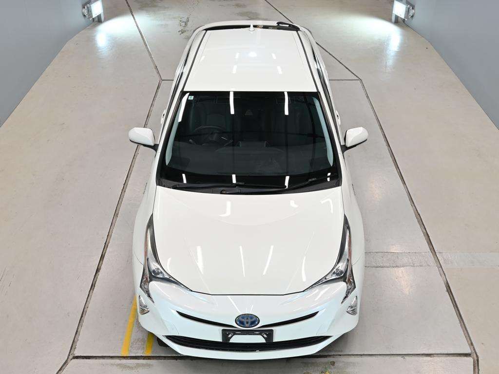 2016 Toyota Prius Sツーリングセレクション auction photo 7