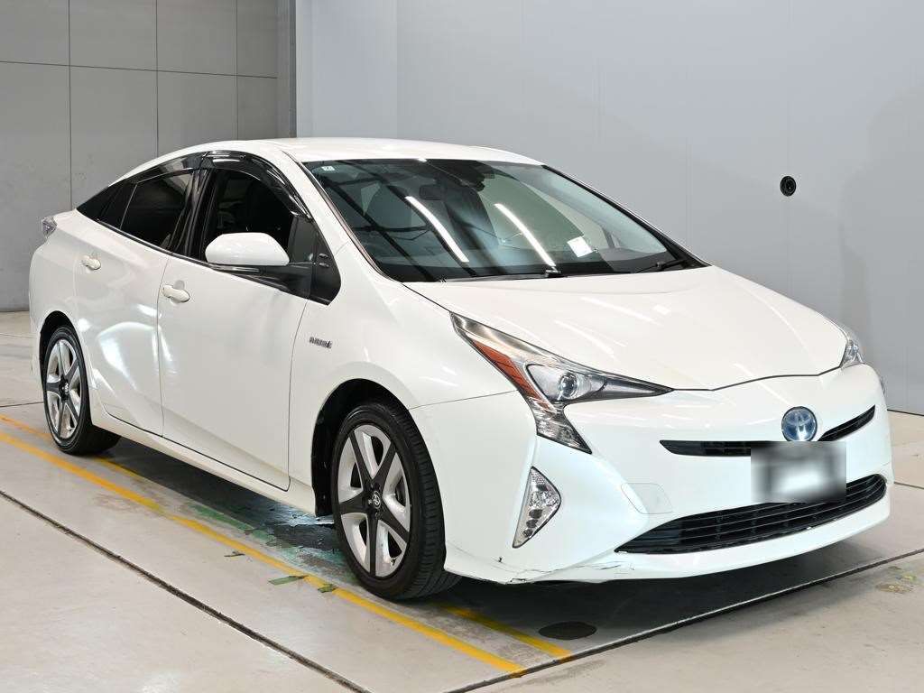 2016 Toyota Prius Sツーリングセレクション auction photo 5