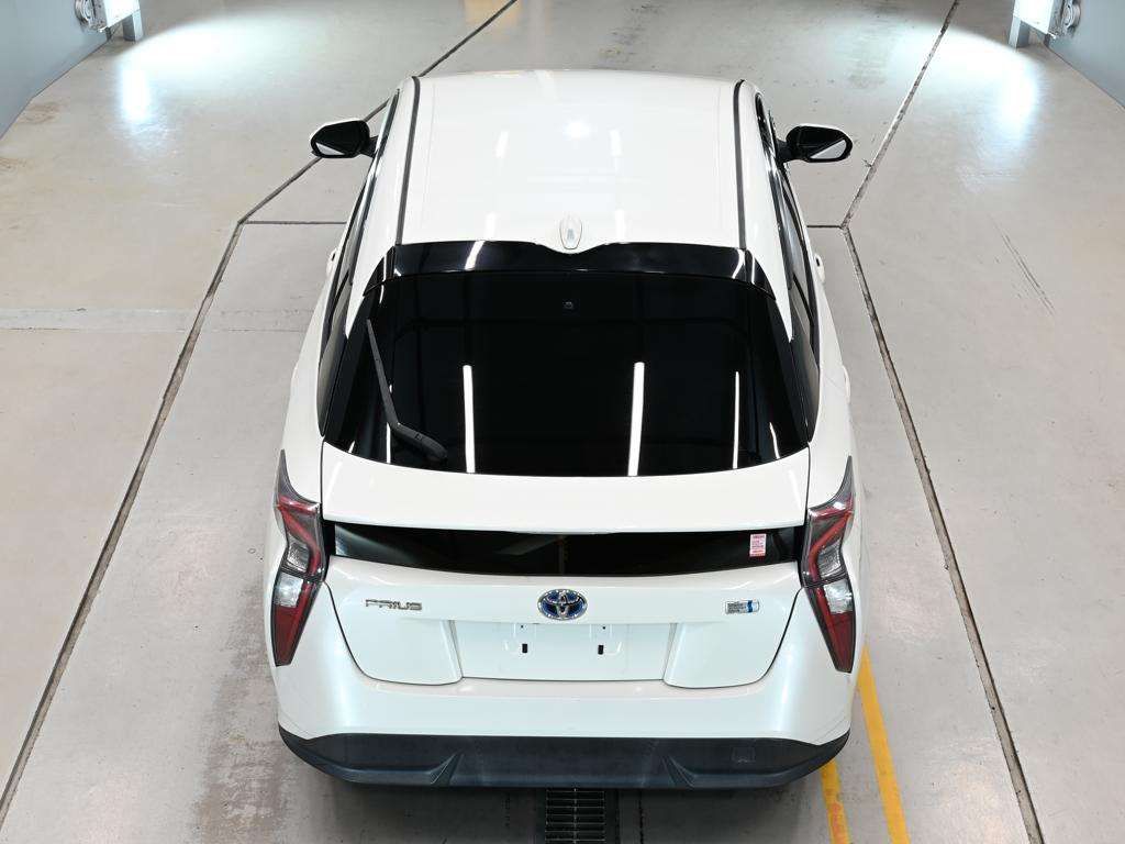 2016 Toyota Prius Sツーリングセレクション auction photo 8