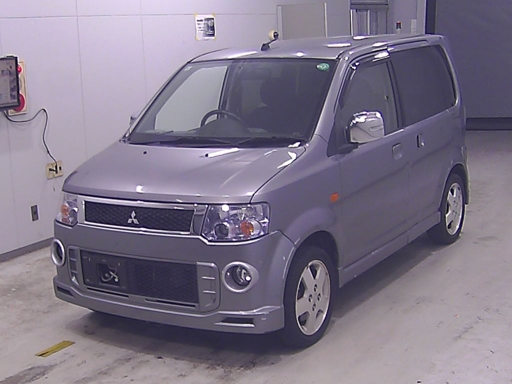 2011 Mitsubishi eKスポーツ RS auction photo 4