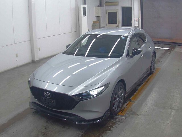2023 Mazda 3ファストバック XD Pro-Ac Touring Selection 4WD auction photo 4