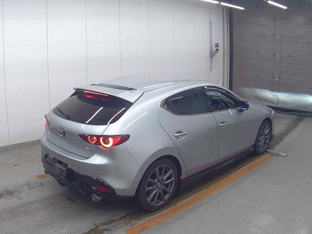 2023 Mazda 3ファストバック XD Pro-Ac Touring Selection 4WD auction photo 5