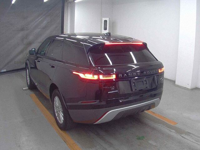 2020 Land Rover レンジローバーヴェラール R Dynamic 180PS 4WD auction photo 2
