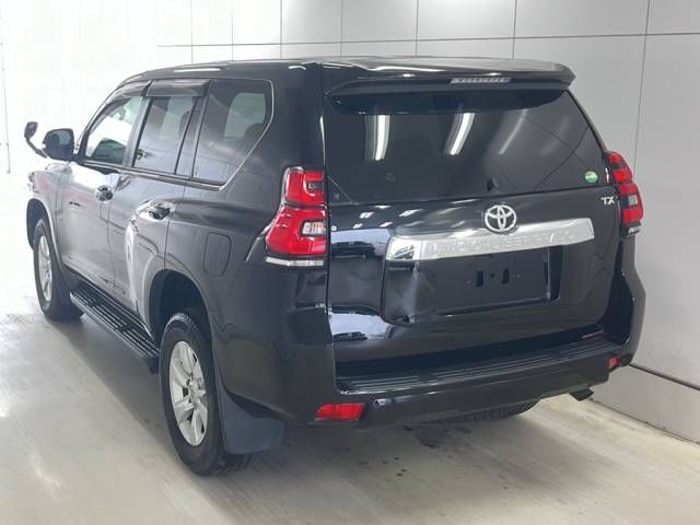 2018 Toyota Land Cruiser Prado TX auction photo 3