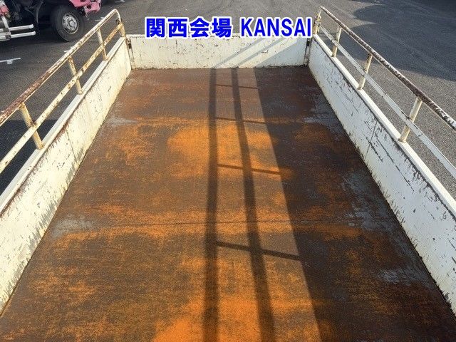2017 Mitsubishi Fuso Canter Hira auction photo 16