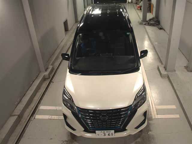 2022 Nissan Serena e-パワーハイウェイスターV auction photo 6