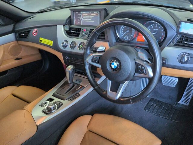 2011 BMW Z4 SDRIVE23I auction photo 3