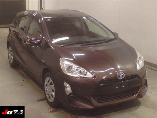2016 Toyota Aqua S Japan auction vehicle
