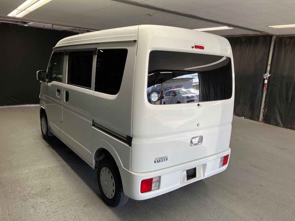 2019 Nissan NV100 Clipper GX auction photo 2