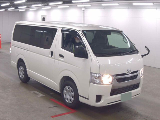 Japan Auction Vehicles 8 2026 Toyota Hiace ロングDX GLパッケ auction photo