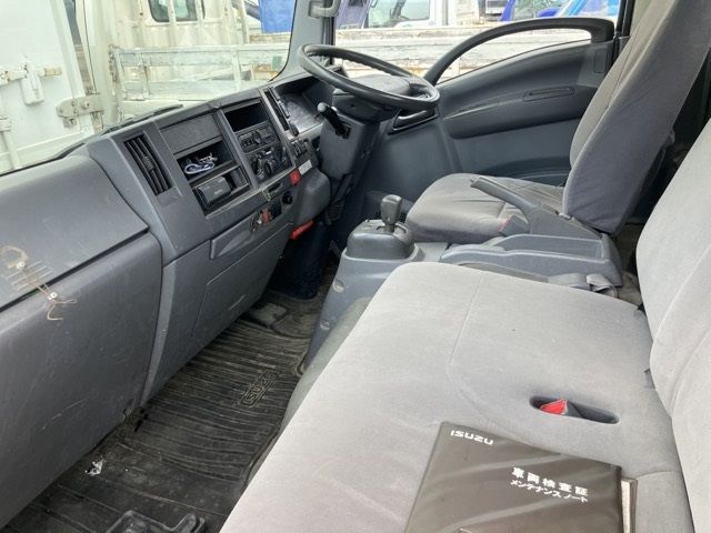 2013 Isuzu Elf Flat Aluminum B PG auction photo 5