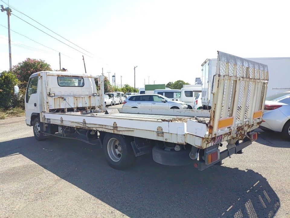 2004 Isuzu Elf auction photo 6