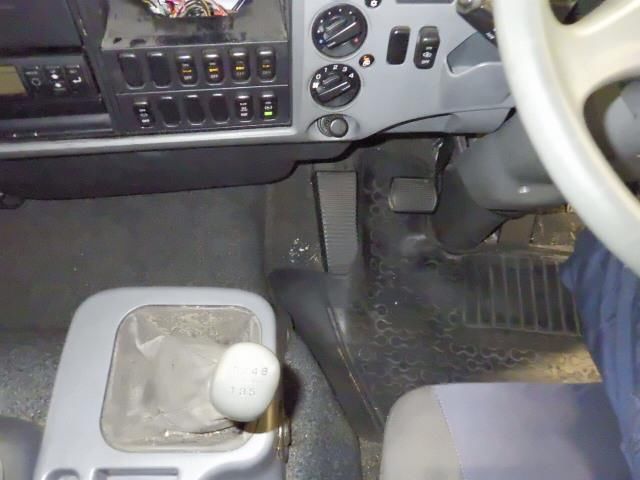 2012 Mitsubishi Fuso Fighter Refrigerated and frozen trucks auction photo 8