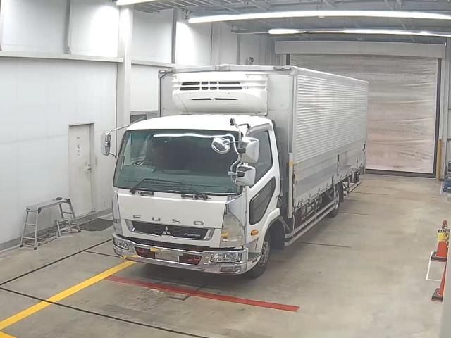 Japan Auction Vehicles 10 2012 Mitsubishi Fuso Fighter Refrigerated and frozen trucks auction photo
