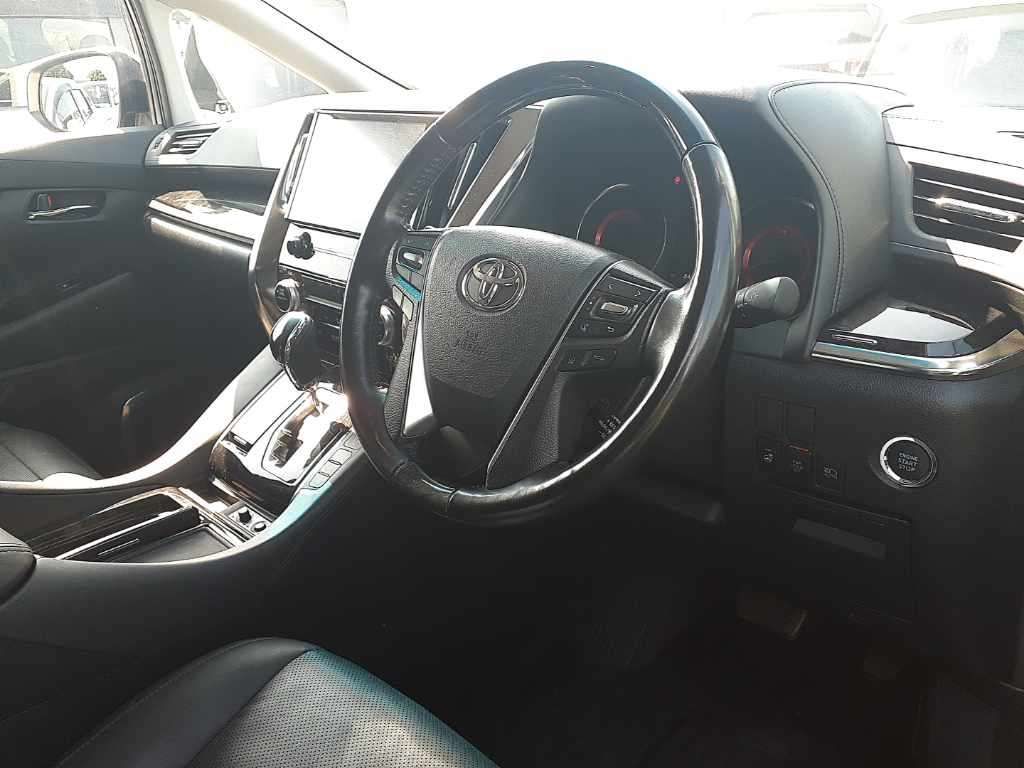 2021 Toyota Alphard 2.5S Cパッケージ auction photo 9