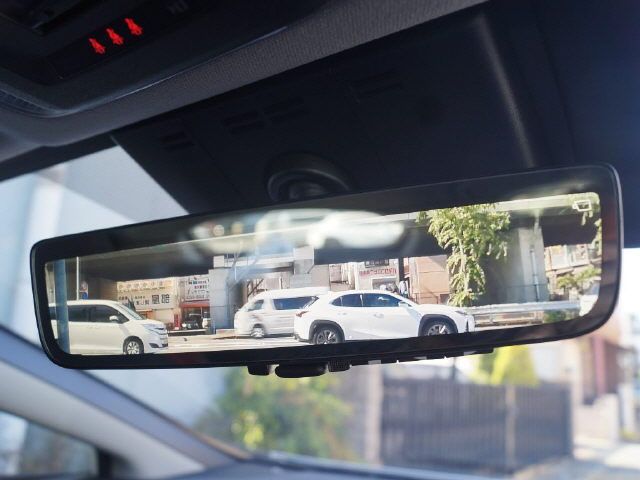 2025 Toyota Prius Z auction photo 8