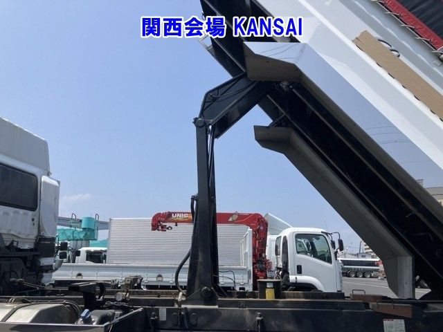 2016 Mitsubishi Fuso Sグレート dump auction photo 19