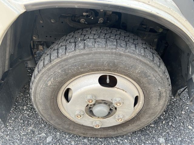 2019 Hino Dutro Wキャブ auction photo 9