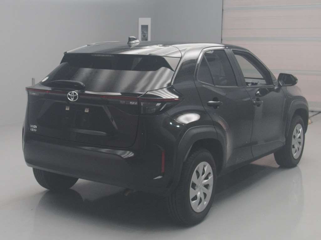 2023 Toyota Yaris Cross X auction photo 2