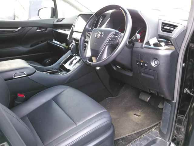2019 Toyota Alphard S Cパッケージ auction photo 3