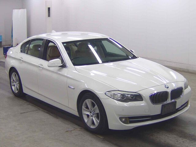 2011 BMW 5 Series 528I Japan auction vehicle